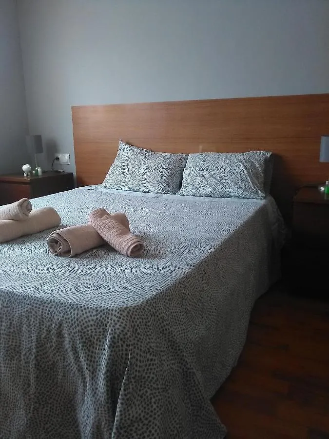 Habitacion Acogedora En Casa En Gava Desayuno Incluido Spain